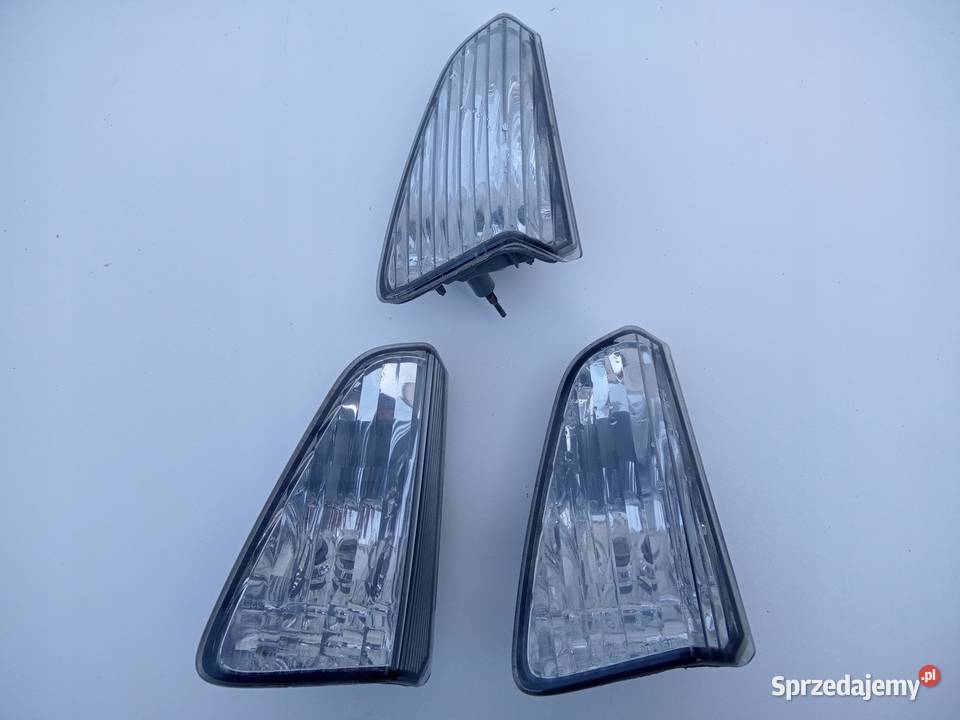 LAMPA KLAPY BAGAŻNIKA TYŁ PRAWA NISSAN MURANO Oświetlenie Nowy Tomyśl