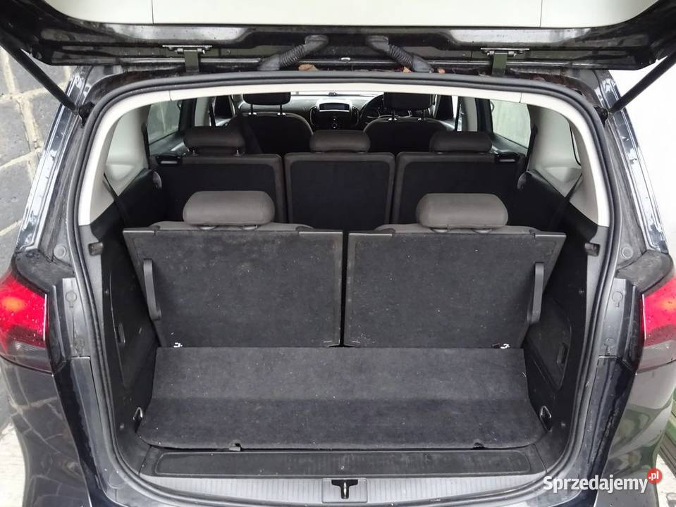 Bagażnik podłoga wykładzina schowki boczek osobowe łódzkie Parcice