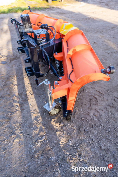 Pług śnieżny strzałkowy wzmocniony z amortyzacją nieuszkodzony Gostynin sprzedam