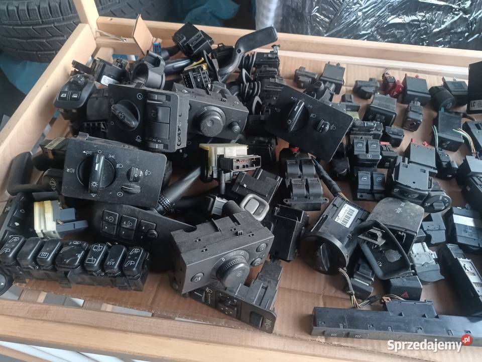 zestaw przełączniki włączniki panele 88 różne osobowe sprzedam