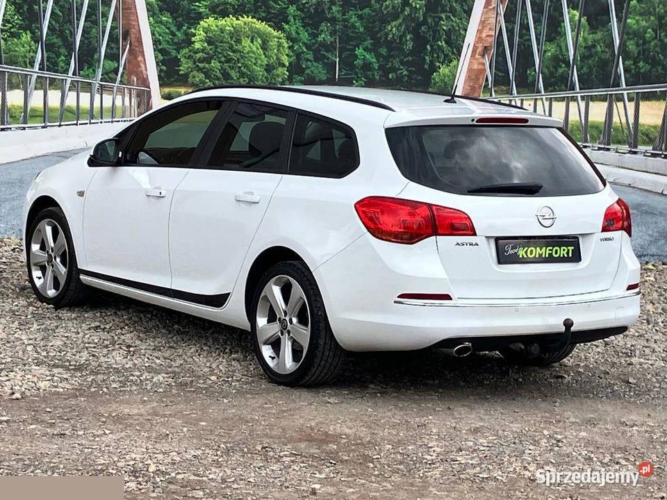 Opel Astra 14 T Color Edition 140 2016r Możliwy Radom