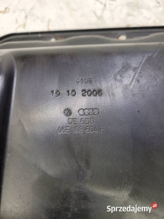 MISKA OLEJOWA AUDI A6 C6 32 AUK 06E103604F Przystajń