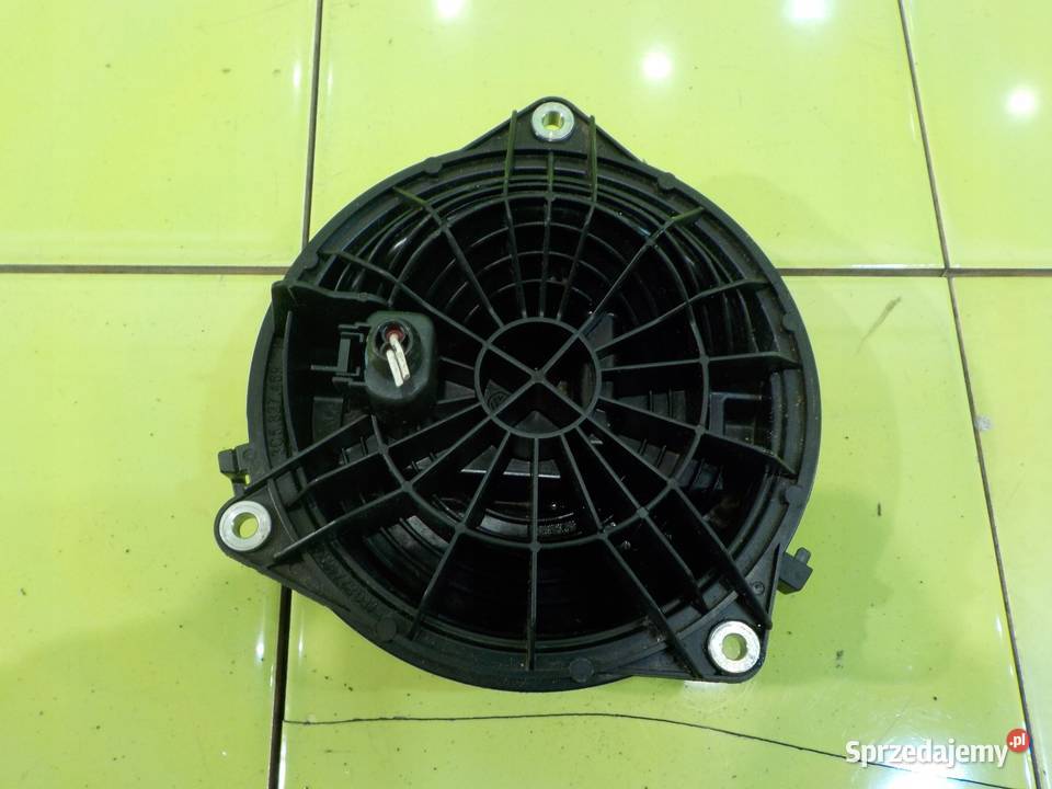 VW PASSAT B7 20 TDI 11r SEDAN 4D klamka emblemat Klamki