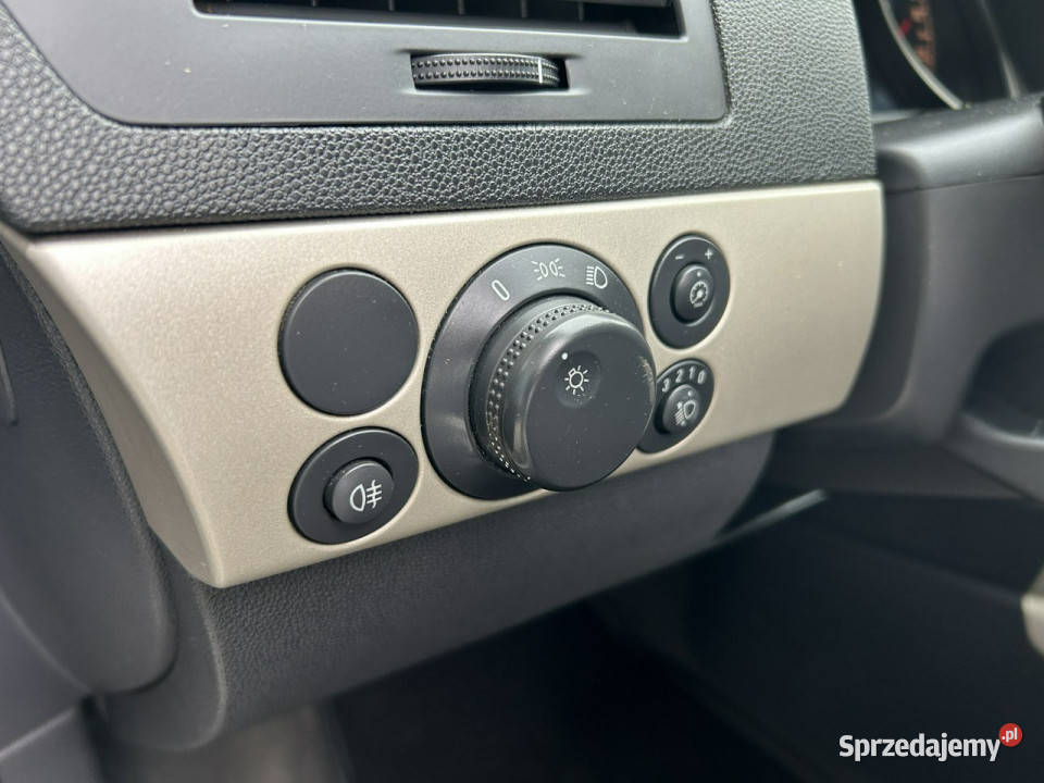 Opel Astra PDC tempomat multifunkcja navi komputer pokładowy Żory
