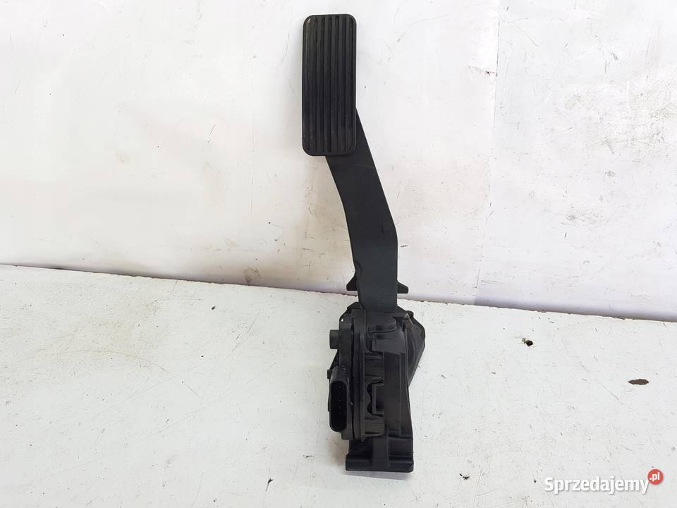 PEDAŁ GAZU POTENCJOMETR ASTRA K 16 CDTI 13373777