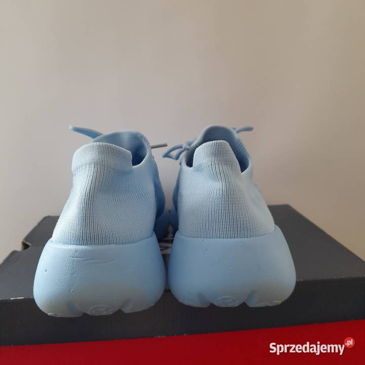 Sportowe buty damskie lekkie wsuwane przewiewne Bogatynia