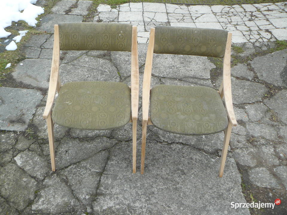 Stare krzesła skoczki proj J Kędziorek