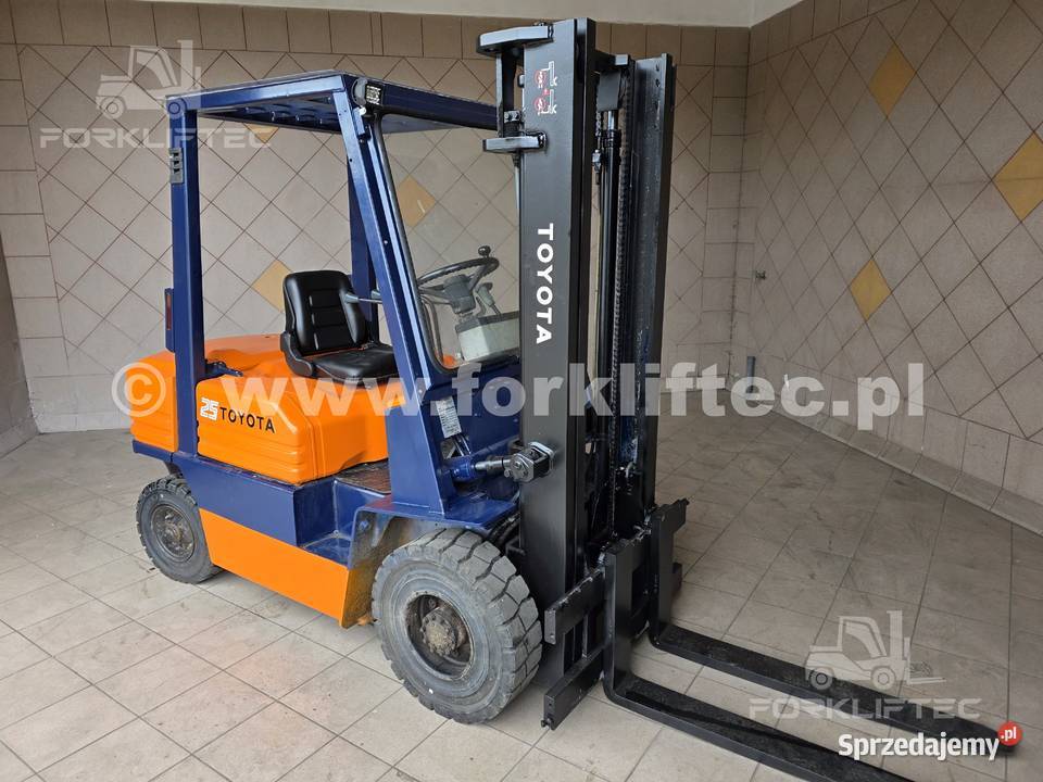 Wózek widłowy TOYOTA 5FD25 TOYOTA 5FDF25 widlak Toyota