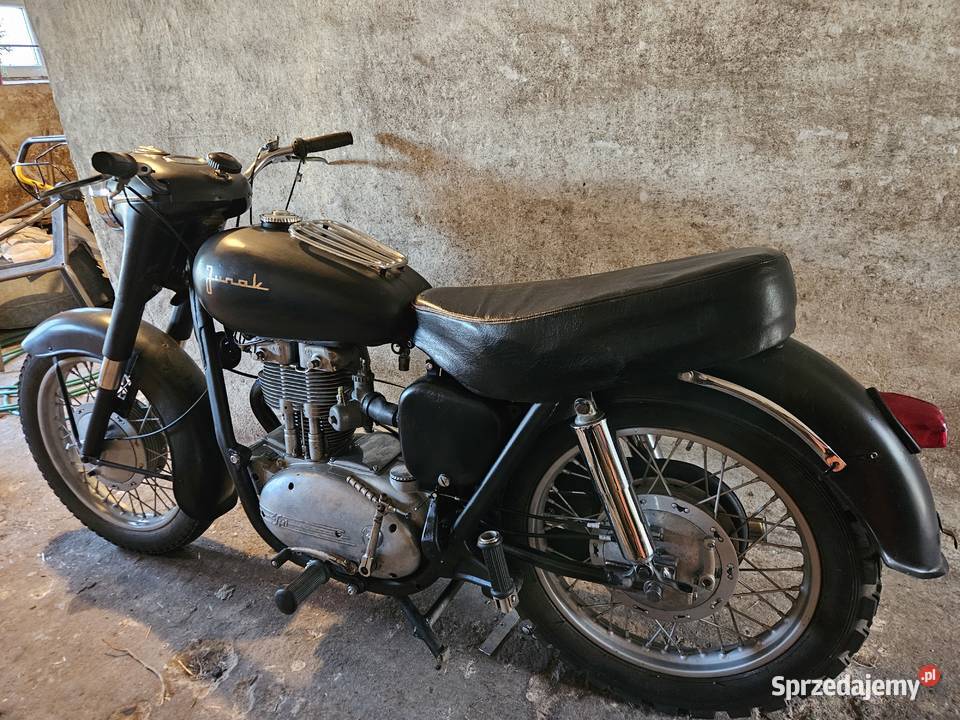 JUNAK M10 1964r wsk wfm shl uszkodzony Ostrów Wielkopolski