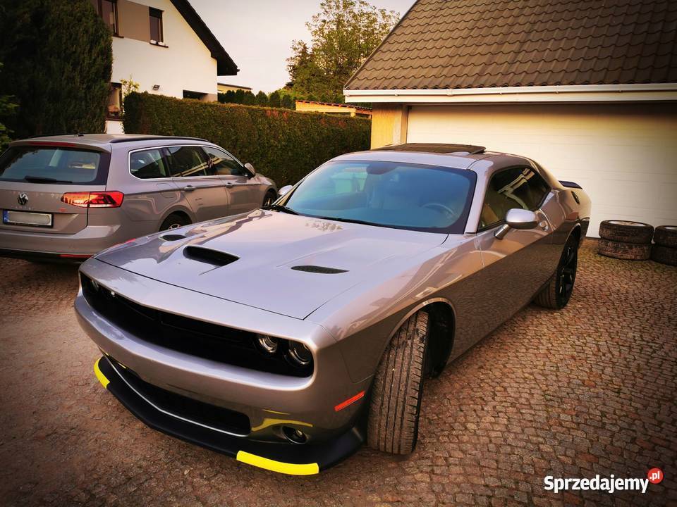 Dodge Challenger SXT Plus 36 V6 Automat 2018 40 sprzedam