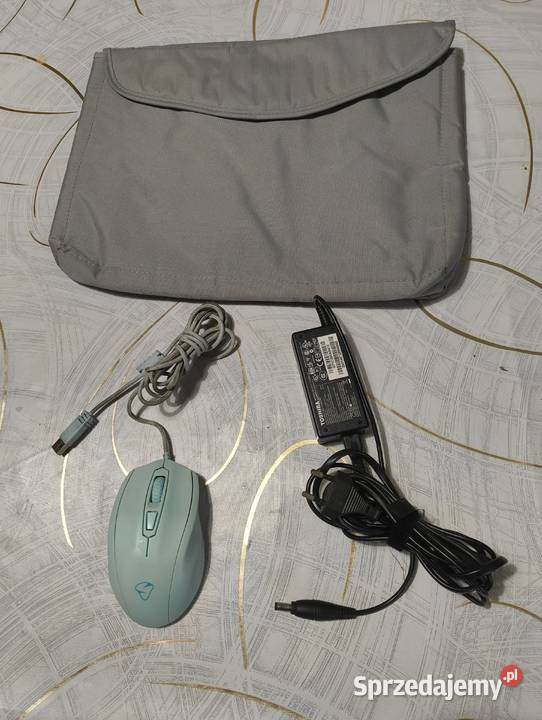 Laptop Netbook Toshiba Satellite C55D SSD Win11 Łączna