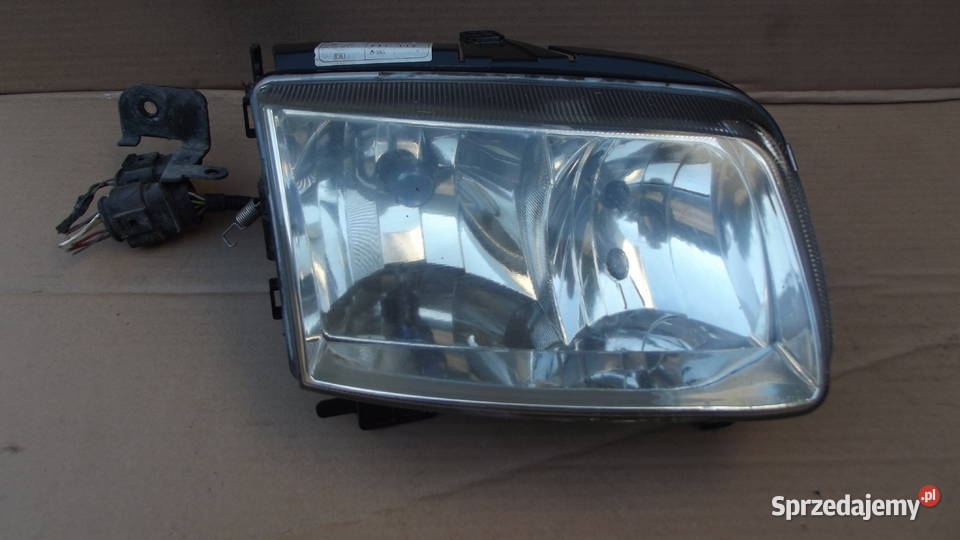 VW Polo 2001r lampa prawa Poznań sprzedam
