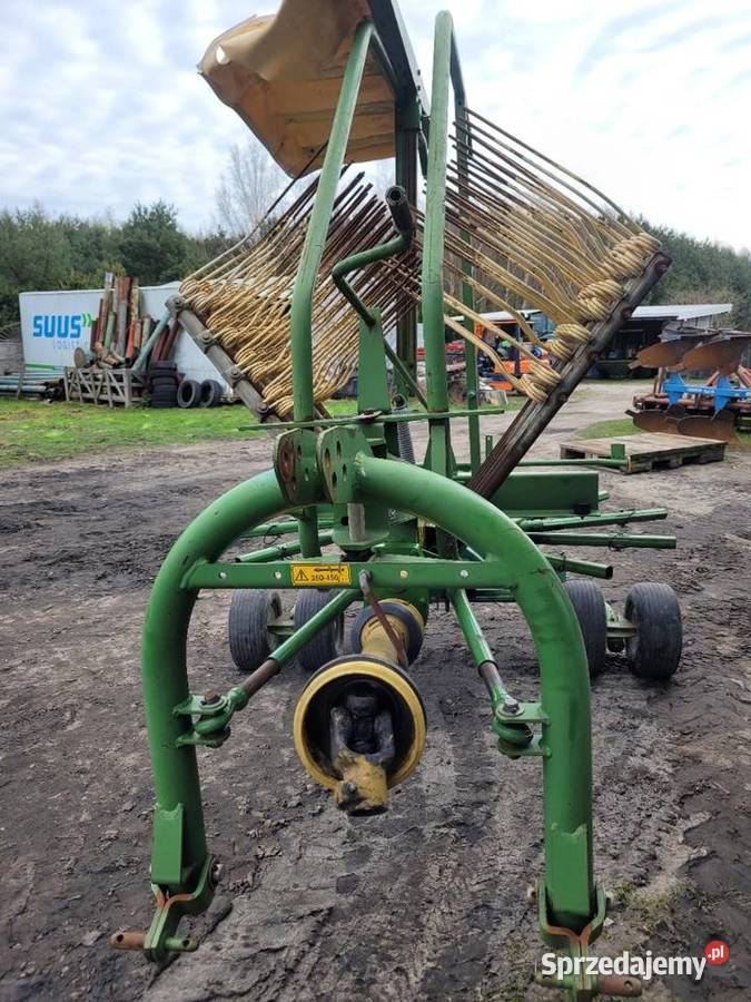 Zgrabiarka do siana KRONE nieuszkodzony Przyrów