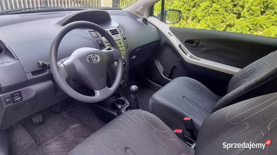 Toyota Yaris Klima Wzorowy Stan Niski Przebieg