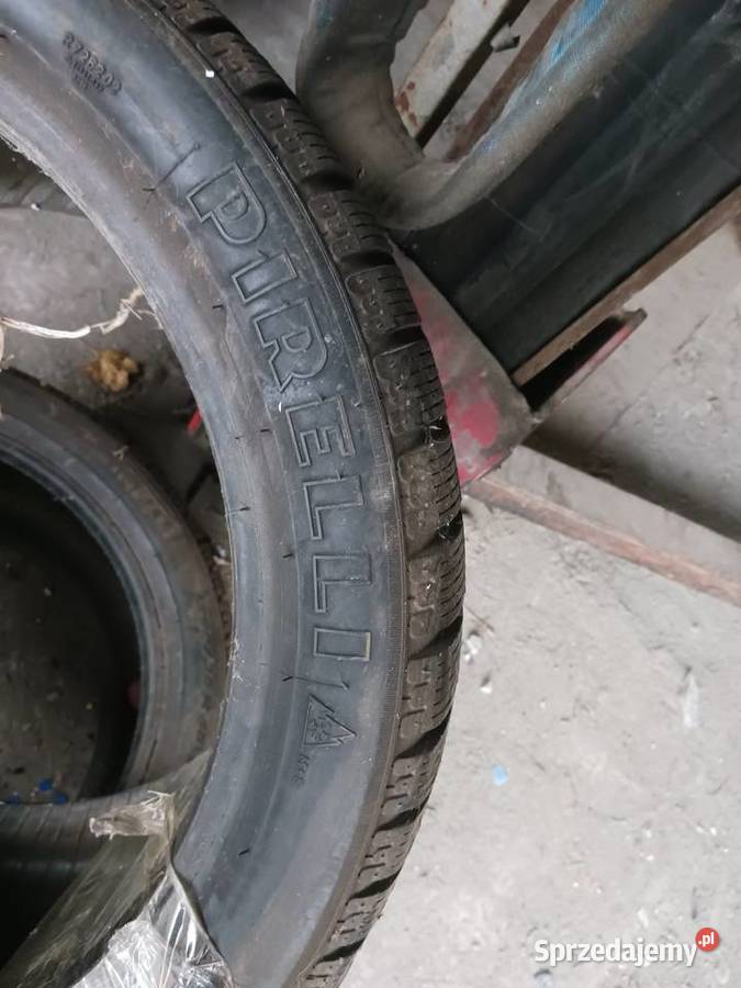 Opony 295 35 r18 zimowe pirelli 18cale Zakrzówek