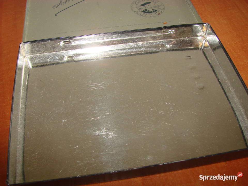 PLAYERS NAVY CUT pudełko papierosach Pruszcz Gdański