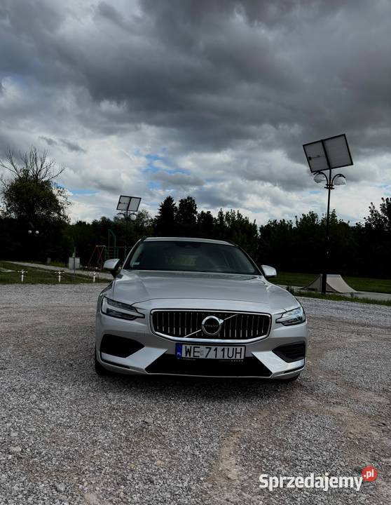 Volvo V60 polski salon