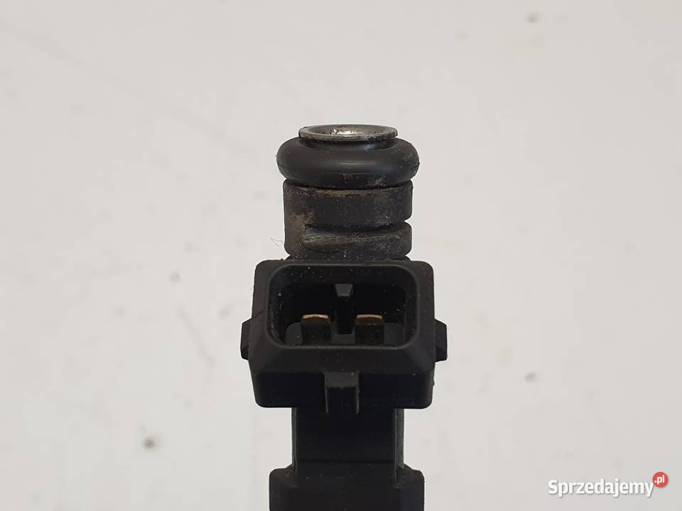 WTRYSKIWACZ Opel Meriva B 14 T turbo 028158207 sprzedam