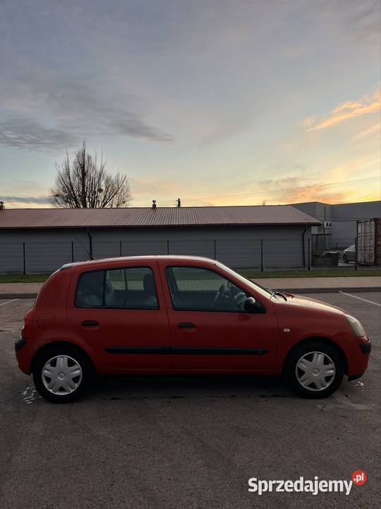 Renault Clio 12 benzyna niski przebieg nieuszkodzony Chełm