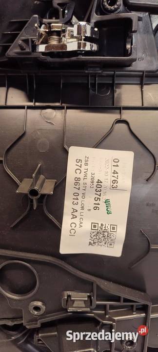 SKODA KAROQ BOCZEK DRZWI LEWY PRZÓD 57C867013 AA osobowe Tapicerki samochodowe