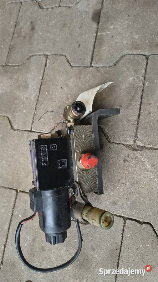 Elektrozawór Rozdzielacz Blokowy VOLVO EC240blc Staszów