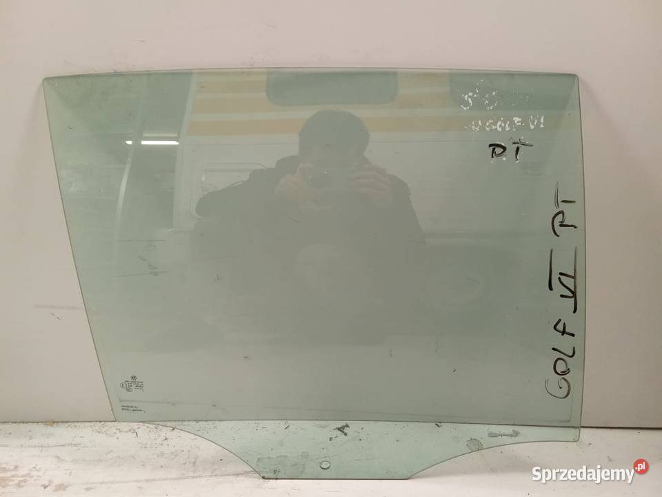 Szyba Drzwi Prawych Tylnych Volkswagen Golf A5 Bralin