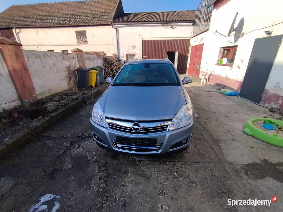 Astra H 16 2010r dolnośląskie