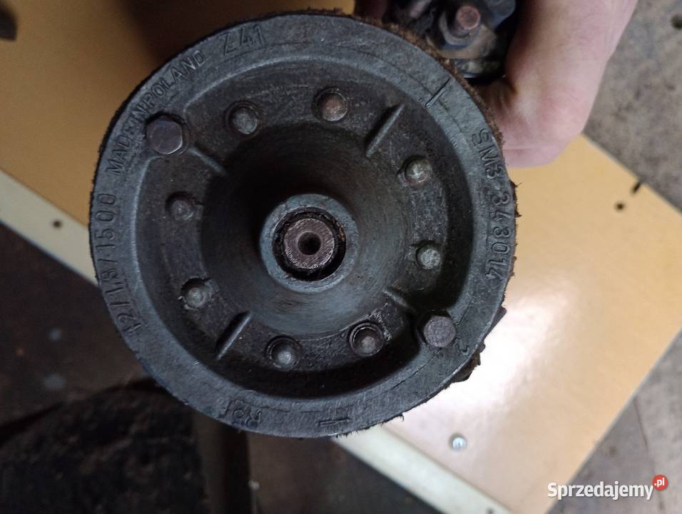 Rozrusznik Żuk benzyna Bobrek