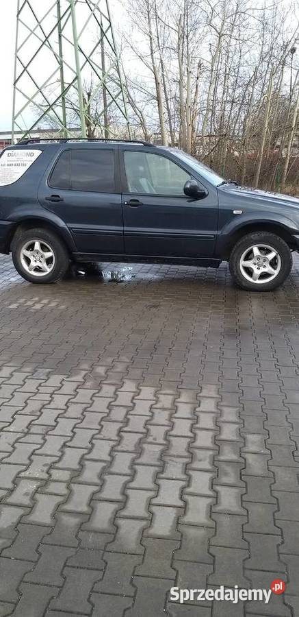 Sprzedam MERCEDES ML przyciemniane szyby ML