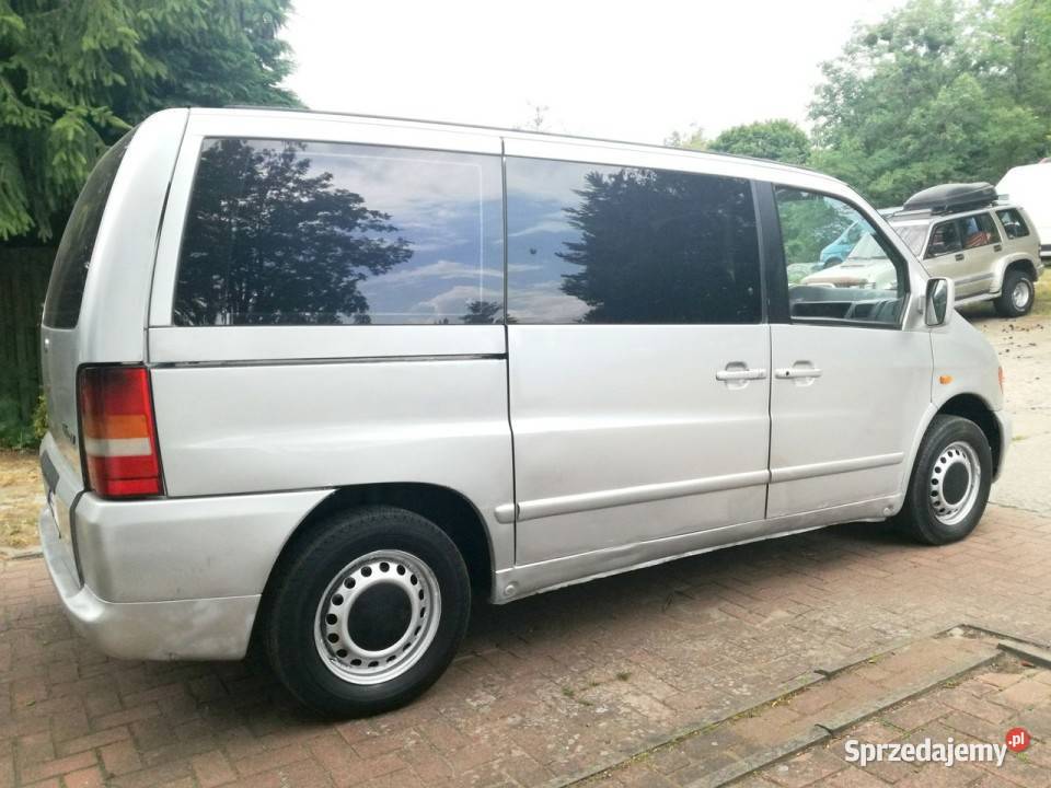 Mercedes Vito 22 118 CDI Bez korozji 9 Osobowy 4/5 Chodzież