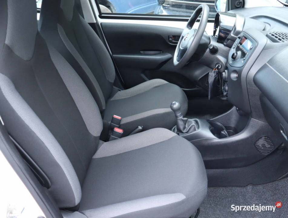 Toyota Aygo 10 VVTi 53KM mazowieckie Piaseczno