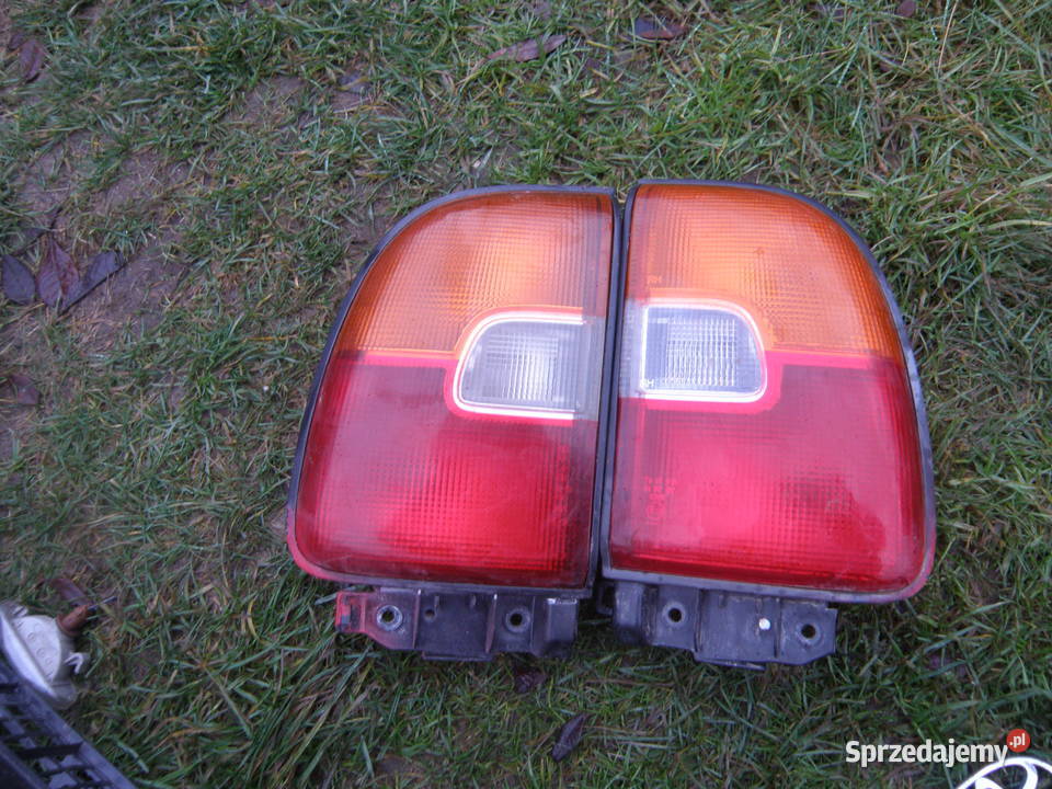 Lampa tylna prawa lewa Toyota RAV4 I 94 osobowe Kraków
