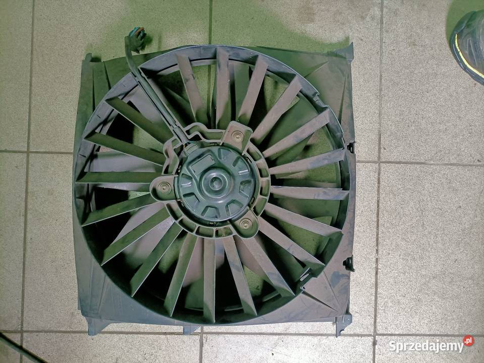 Wentylator chłodnicy wody BMW 64548372089