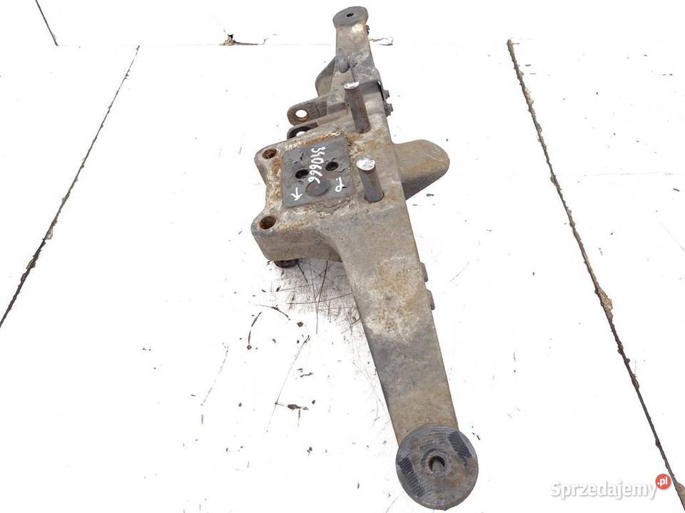 WPORNIK MOCOWANIE PODUSZEK TYŁ PRAWE IVECO Wzmocnienia, belki i wsporniki sprzedam