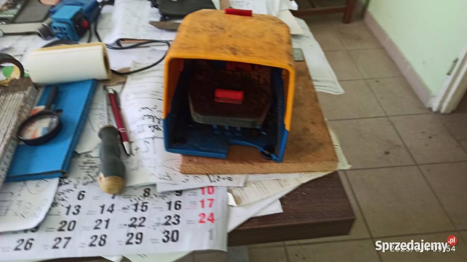 pedał sterowniczy na pneumatyce do maszyny