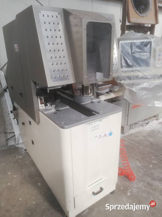 Oczyszczarka naroży Aluma E Pressta Eisele Produkcja