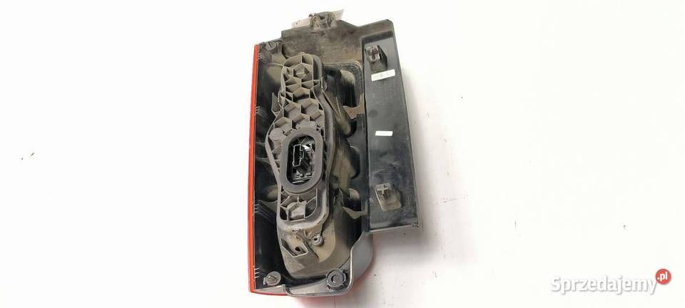 LAMPA LEWA TYŁ TOYOTA PROACE II 9808243180 osobowe kujawsko-pomorskie Lipno