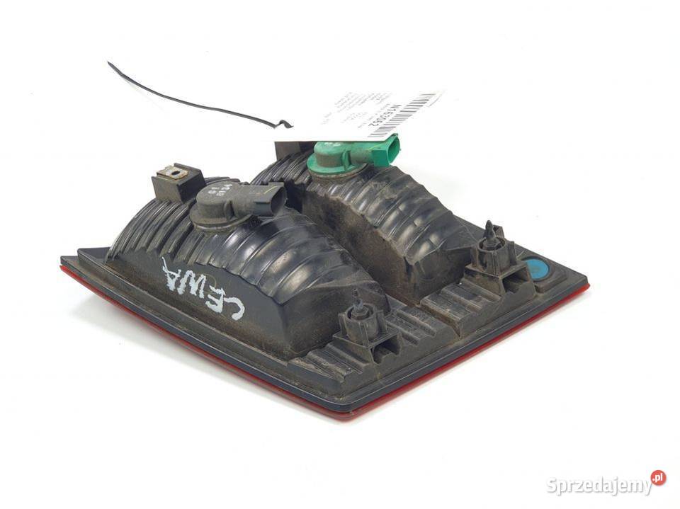 LAMPA W KLAPE LEWA DODGE JOURNEY 04806369AB Lipno