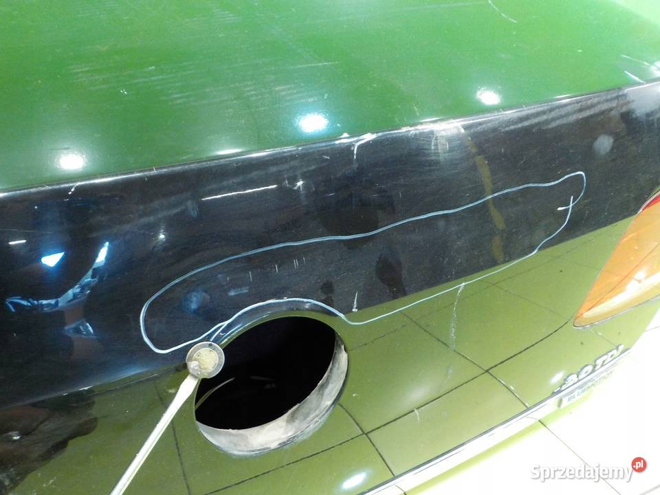 VW PASSAT B7 20 TDI 11r SEDAN 4D klapa tyl Suków