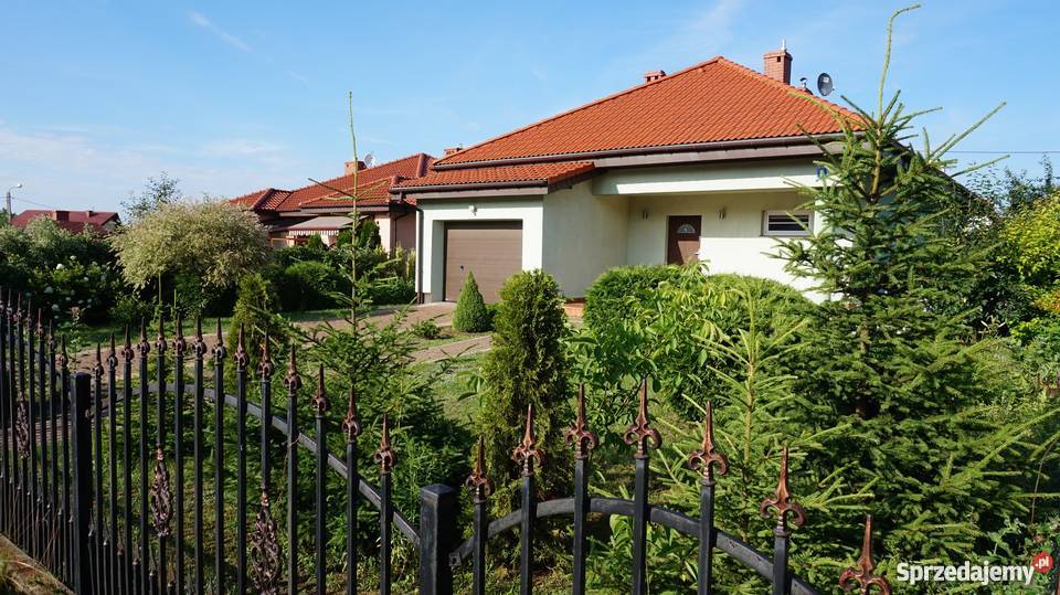 Dom pod Olsztynem 399 utwardzona