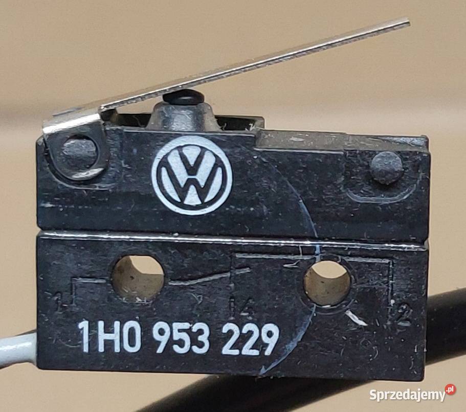 MIKROSTYK MIKROPRZEŁĄCZNIK ZAMKA KLAPY VW GOLF 3 Mielęcin