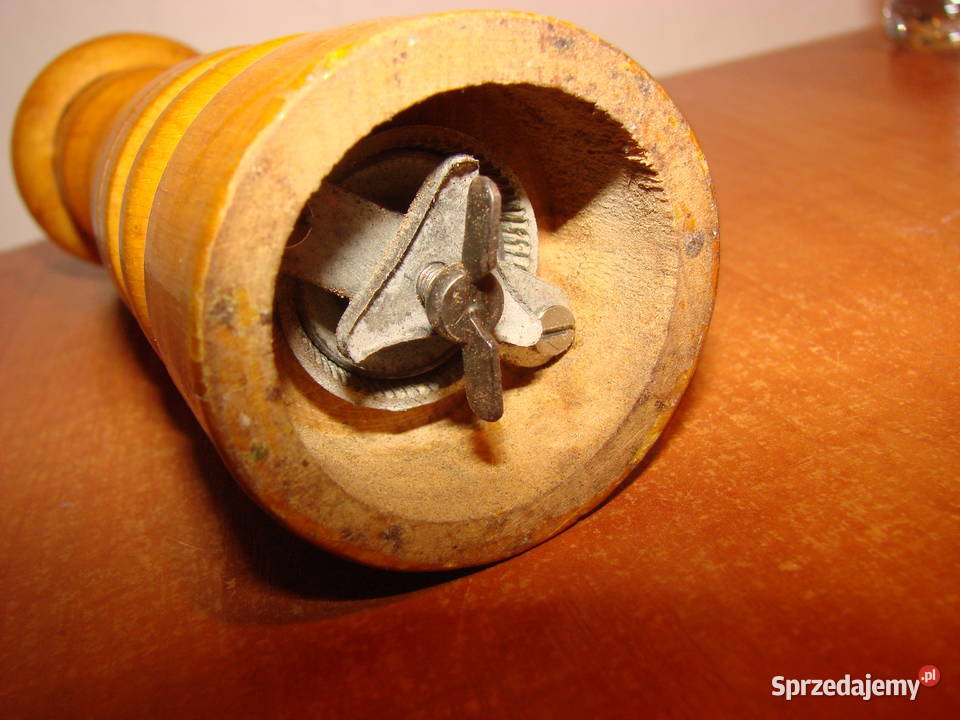Bielsko drewnainy młynek do pieprzu PRL Pruszcz Gdański