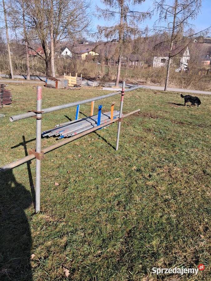 Rusztowanie rurowe ogrodzenie z rur Gnojnik