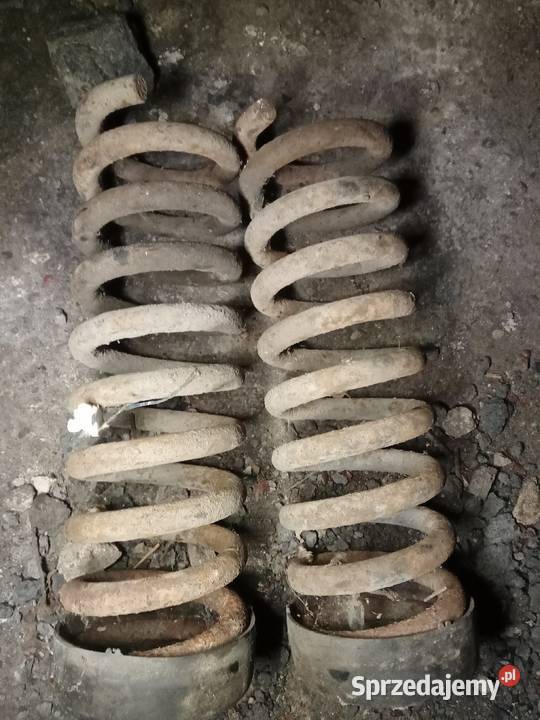 Sprężyny tył Mercedes W124 kombi e klasa Działyń