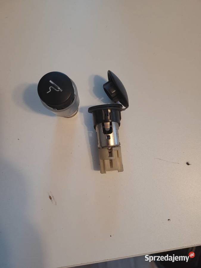 ZAPALNICZKA GNIAZDO ZAPALNICZKI CITROEN C5 osobowe Lublin