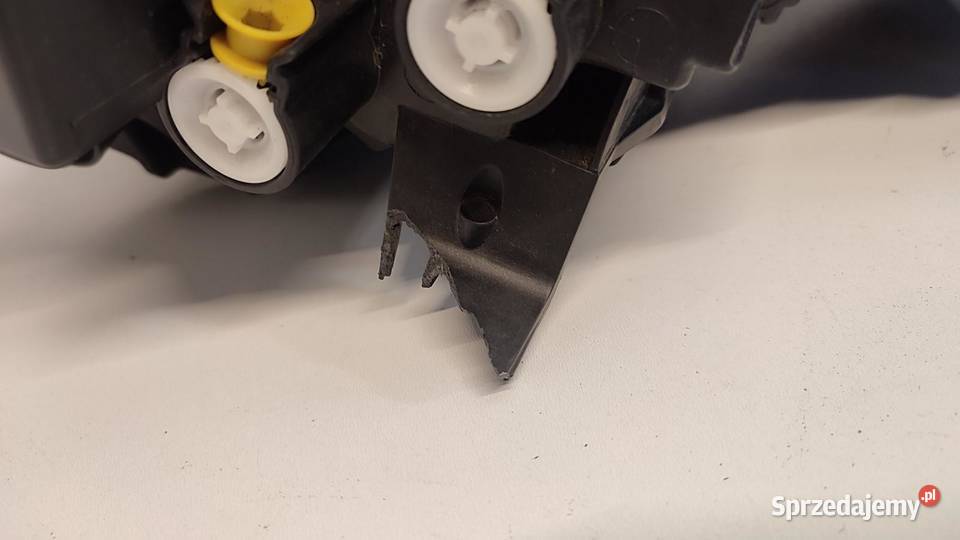 SKODA KAROQ LAMPA LEWY PRZÓD 57C941015A ANGLIK Lampy przednie sprzedam