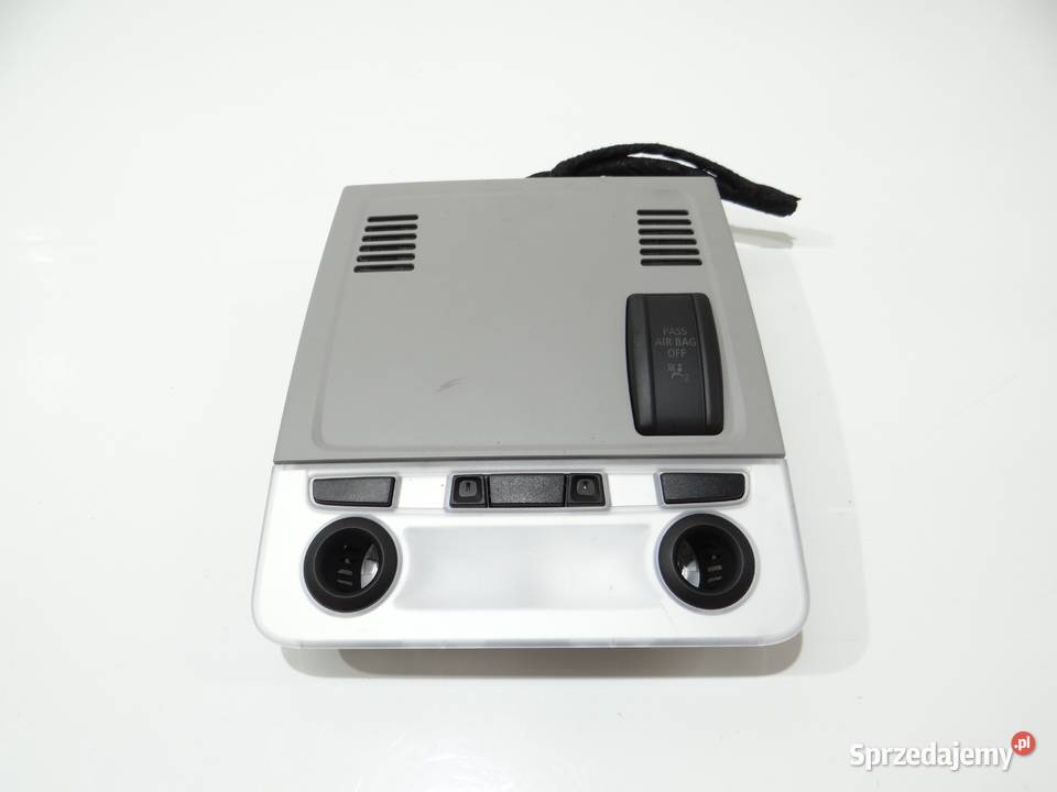 LAMPKA OŚWIETLENIE KABINY BMW X1 E84 E90 LCI Strzyżewice