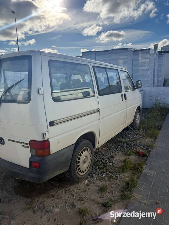 Syndyk sprzeda pojazd Volkswagen model Motoryzacja Puck