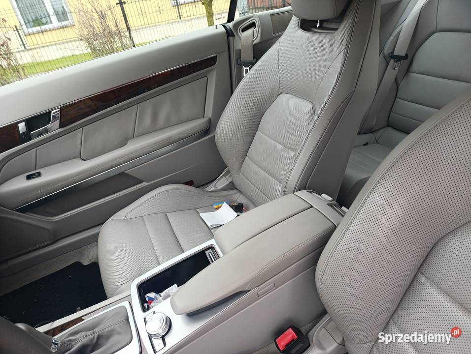 Mercedes w212 c207 Rozwadza