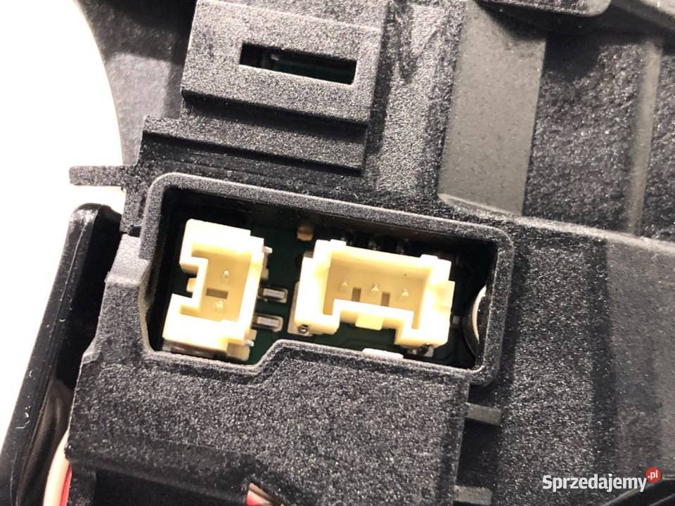 PRZEŁĄCZNIKI KIEROWNICY VW GOLF VII 5G0959442J